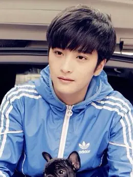 老羊（陈思宇饰演）